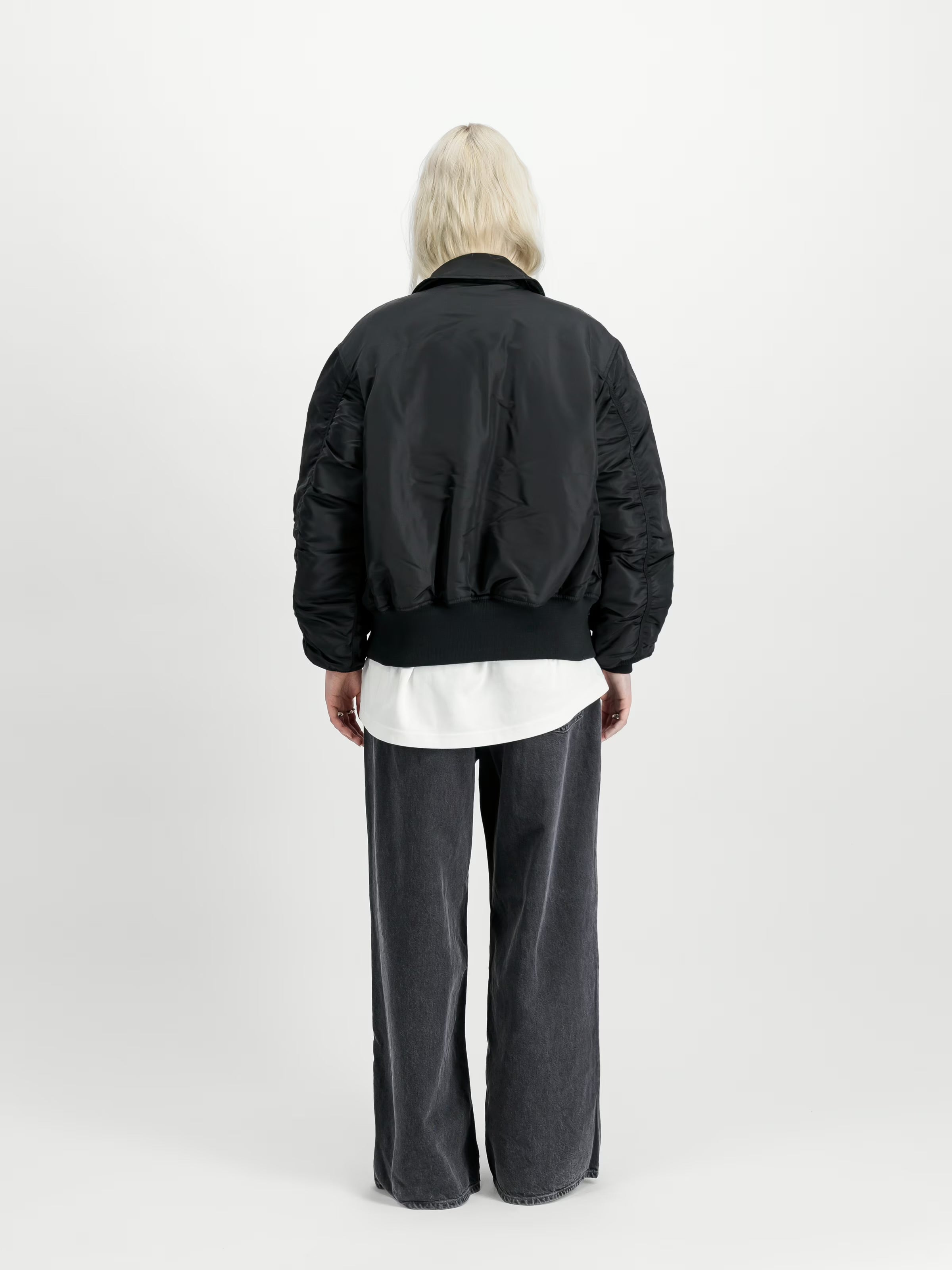 Alpha Industries CWU–45 Heritage Bomber Jacket (black)