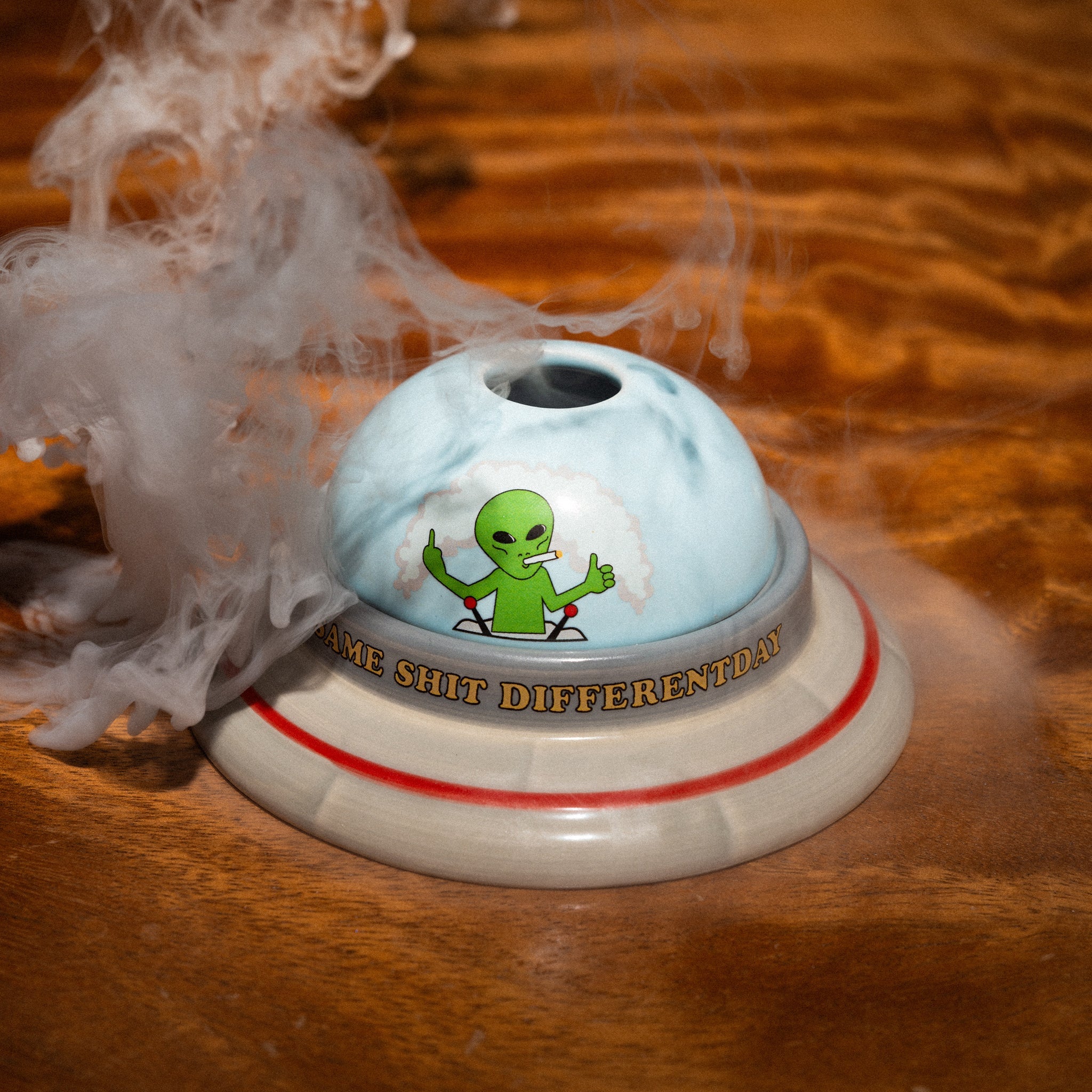 RIPNDIP UFO Ceramic Ash Tray (Multi)